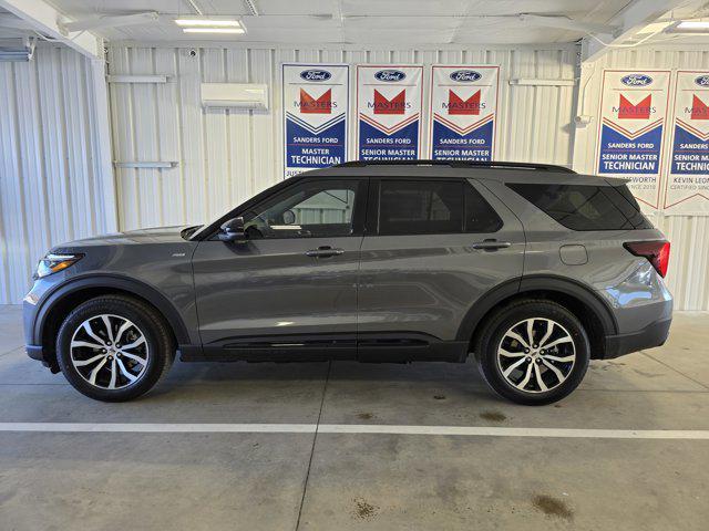 new 2025 Ford Explorer car, priced at $45,770