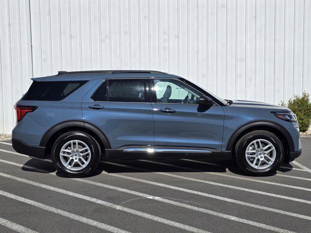 new 2025 Ford Explorer car, priced at $39,693