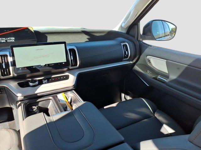 new 2025 Ford Expedition car, priced at $69,615