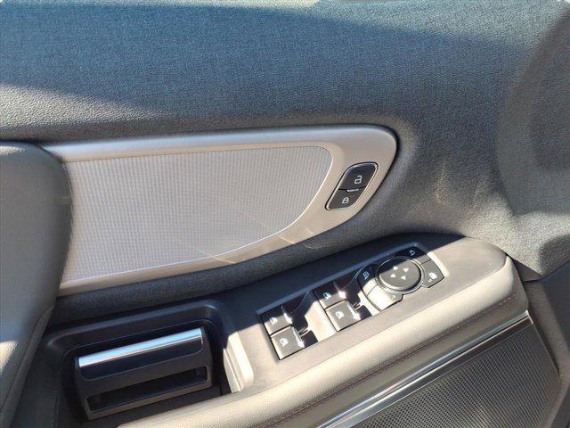 new 2025 Ford Expedition car, priced at $69,615