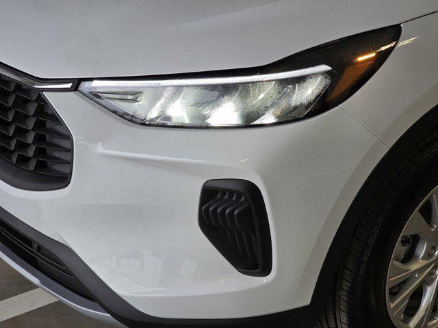 new 2025 Ford Escape car, priced at $28,069
