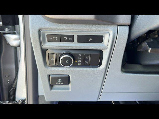 new 2024 Ford F-150 car, priced at $53,362