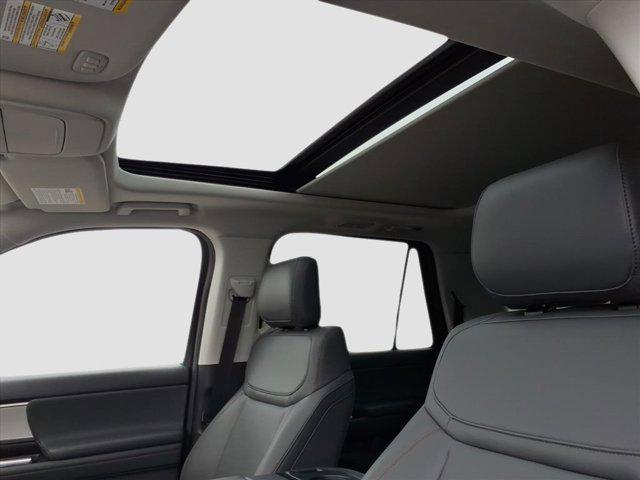 new 2025 Ford Expedition Max car, priced at $72,345
