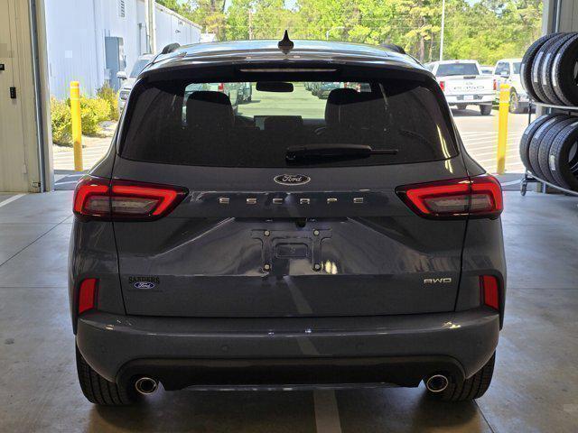 new 2025 Ford Escape car, priced at $39,570