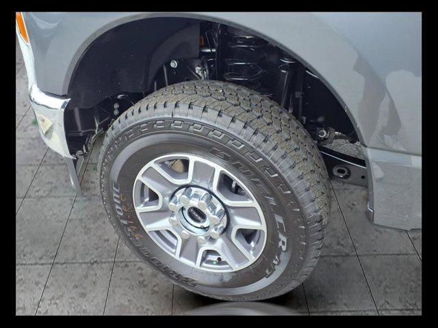 new 2025 Ford F-250 car, priced at $66,400