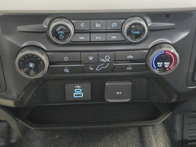 new 2024 Ford F-250 car, priced at $58,743