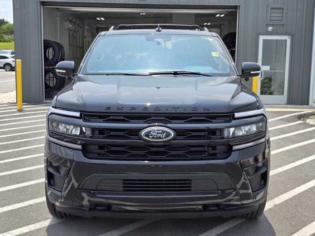 used 2022 Ford Expedition car, priced at $52,877