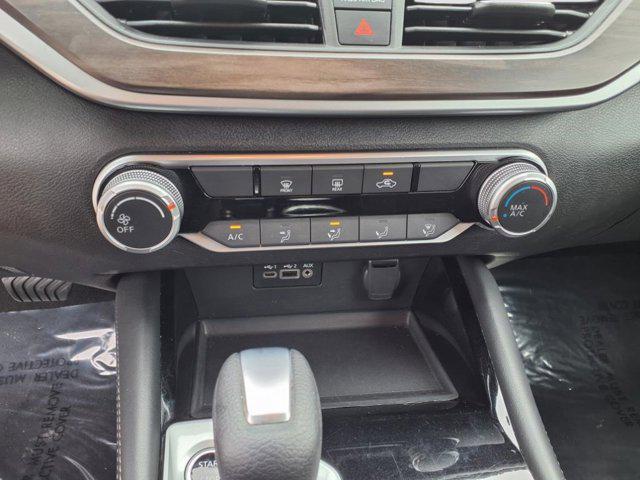 used 2023 Nissan Altima car, priced at $22,422