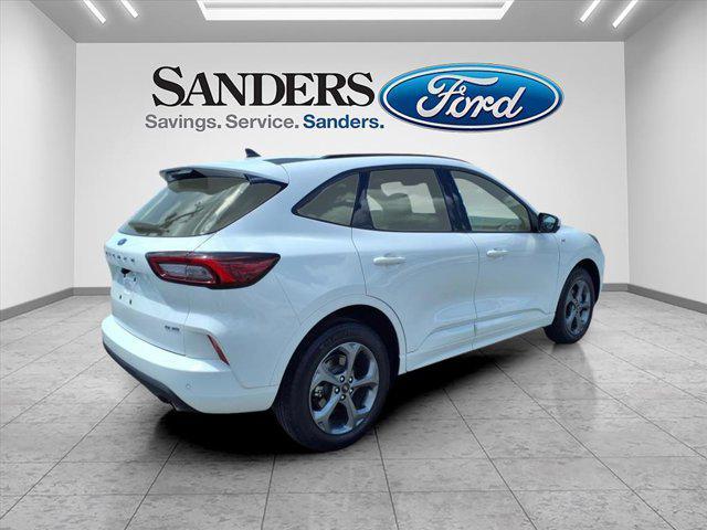 used 2023 Ford Escape car, priced at $30,788