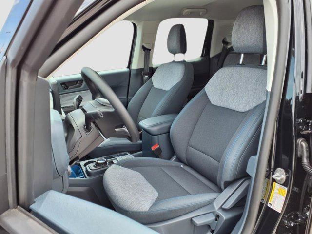 new 2025 Ford Maverick car, priced at $33,402
