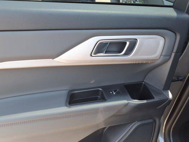 new 2025 Ford Explorer car, priced at $42,074