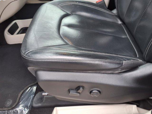 used 2022 Chrysler Pacifica car, priced at $24,558