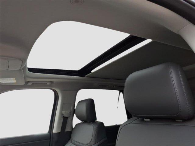 new 2025 Ford Expedition Max car, priced at $72,840