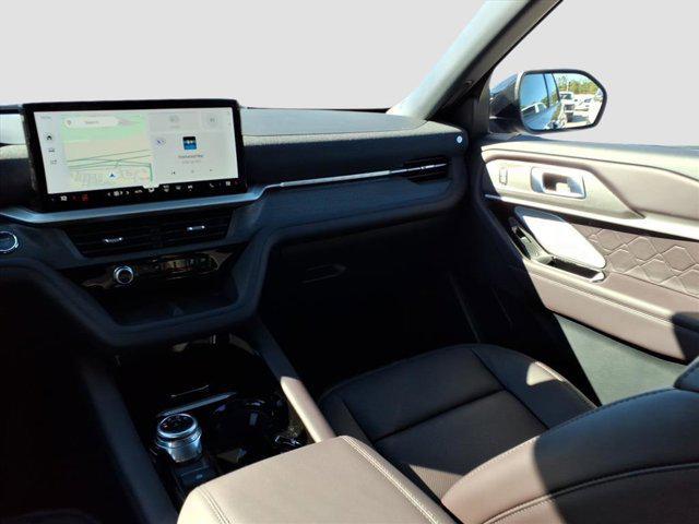 new 2025 Ford Explorer car, priced at $58,936