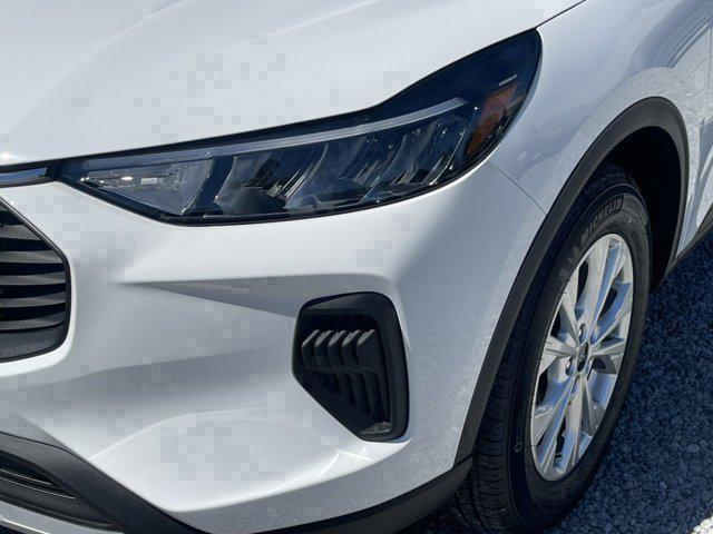 new 2025 Ford Escape car, priced at $28,295