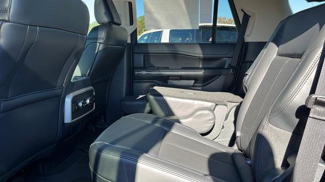 new 2024 Ford Expedition car, priced at $69,205