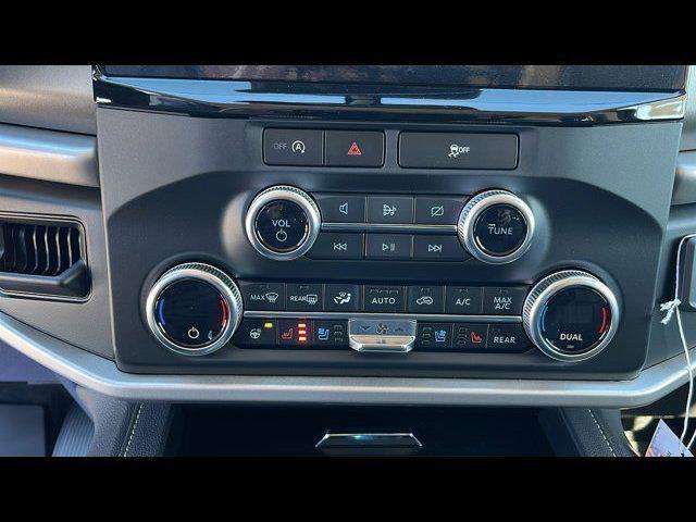 new 2024 Ford Expedition Max car, priced at $71,625