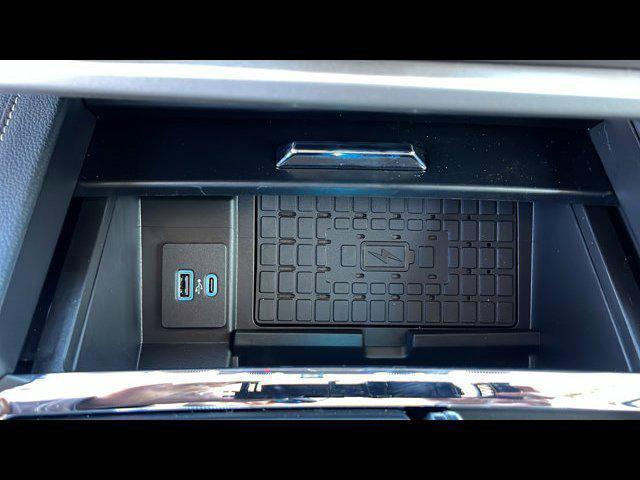 new 2024 Ford Expedition Max car, priced at $71,625