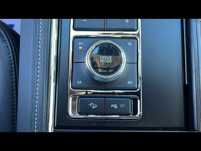 new 2024 Ford Expedition Max car, priced at $71,625