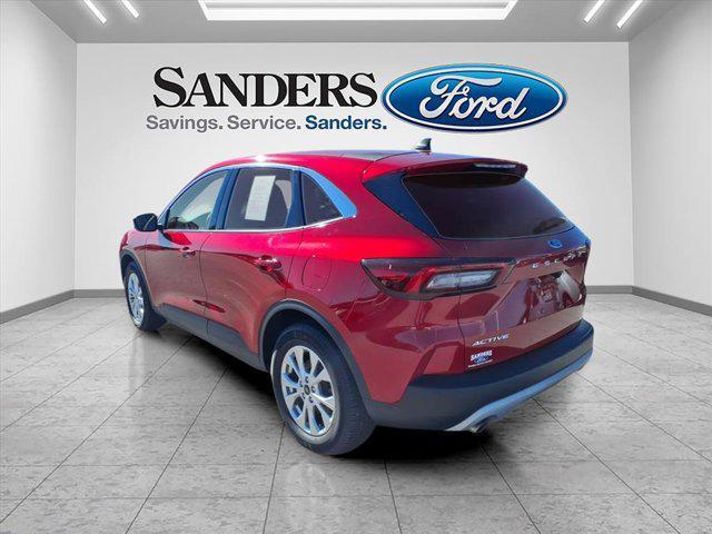 used 2023 Ford Escape car, priced at $23,066