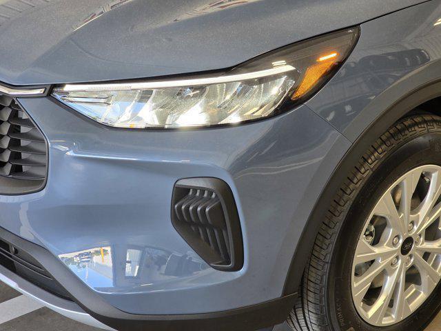 new 2025 Ford Escape car, priced at $30,320