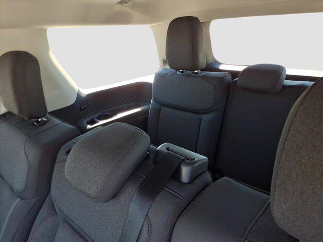 new 2025 Ford Expedition car, priced at $64,591