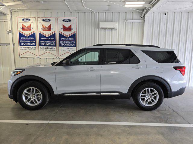 new 2025 Ford Explorer car, priced at $43,386