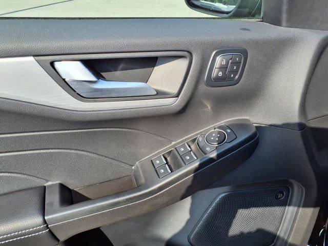 new 2025 Ford Escape car, priced at $36,988