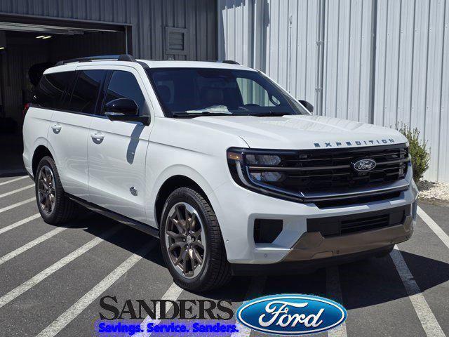 new 2025 Ford Expedition car, priced at $86,645