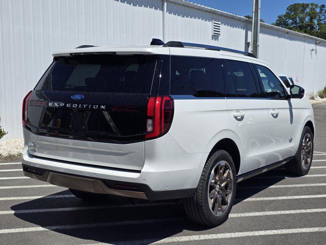 new 2025 Ford Expedition car, priced at $86,645