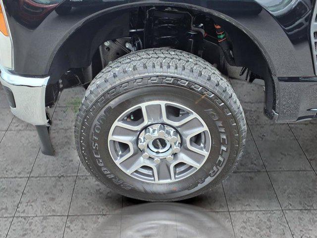new 2025 Ford F-250 car, priced at $66,400