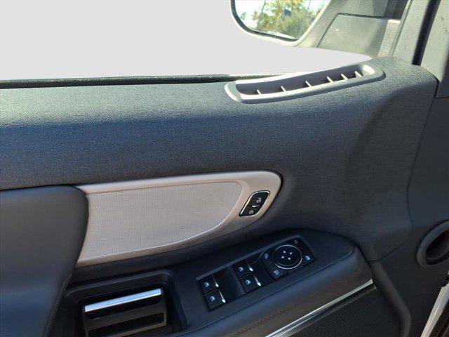 new 2025 Ford Expedition Max car, priced at $73,340