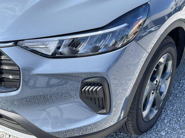 new 2025 Ford Escape car, priced at $31,736
