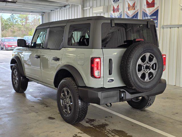 new 2024 Ford Bronco car, priced at $44,606