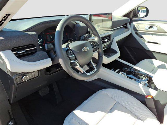 new 2025 Ford Explorer car, priced at $55,051