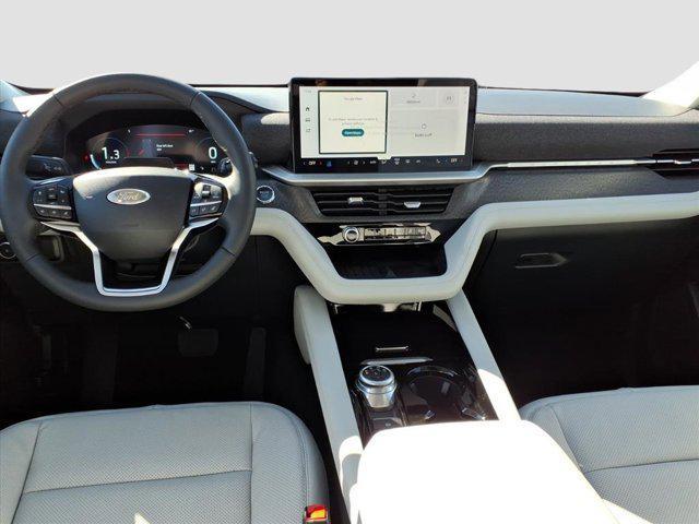 new 2025 Ford Explorer car, priced at $55,051