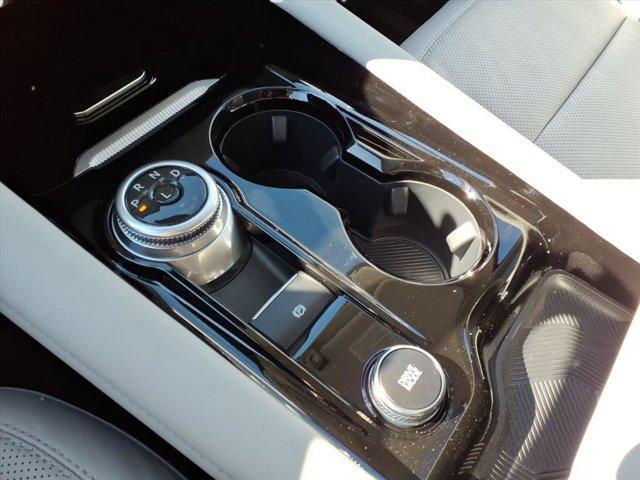 new 2025 Ford Explorer car, priced at $55,051