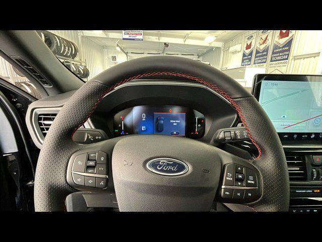 new 2025 Ford Escape car, priced at $30,318