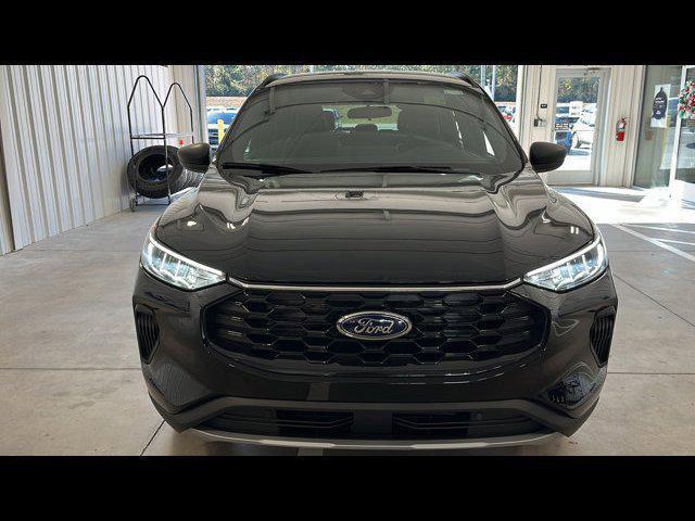new 2025 Ford Escape car, priced at $30,318