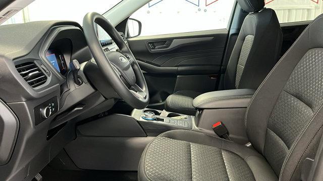 new 2025 Ford Escape car, priced at $29,990