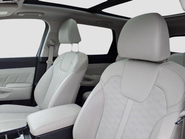 used 2024 Kia Sorento car, priced at $35,986