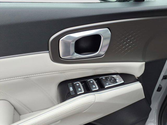 used 2024 Kia Sorento car, priced at $35,986