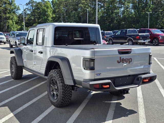 used 2023 Jeep Gladiator car, priced at $43,657