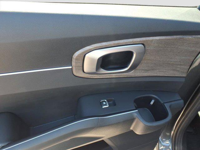 used 2022 Kia Sorento car, priced at $28,597