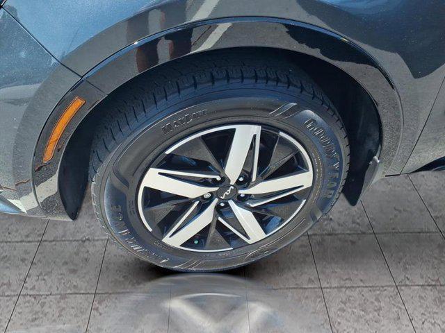 used 2022 Kia Sorento car, priced at $28,597
