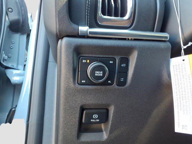 new 2025 Ford Expedition car, priced at $77,478