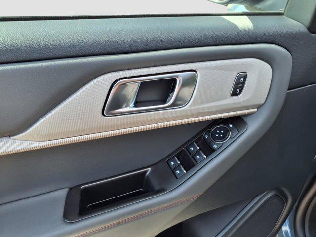 new 2025 Ford Explorer car, priced at $39,236