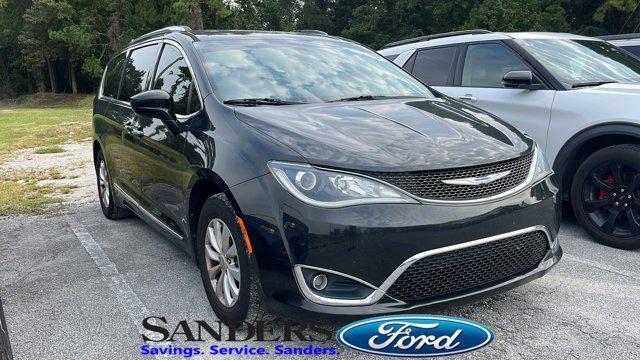 used 2018 Chrysler Pacifica car, priced at $11,545