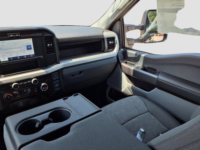 new 2025 Ford F-250 car, priced at $71,264