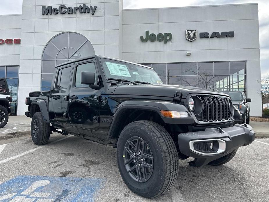 new 2024 Jeep Gladiator car, priced at $47,000
